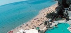 Отели в Солнечный день
